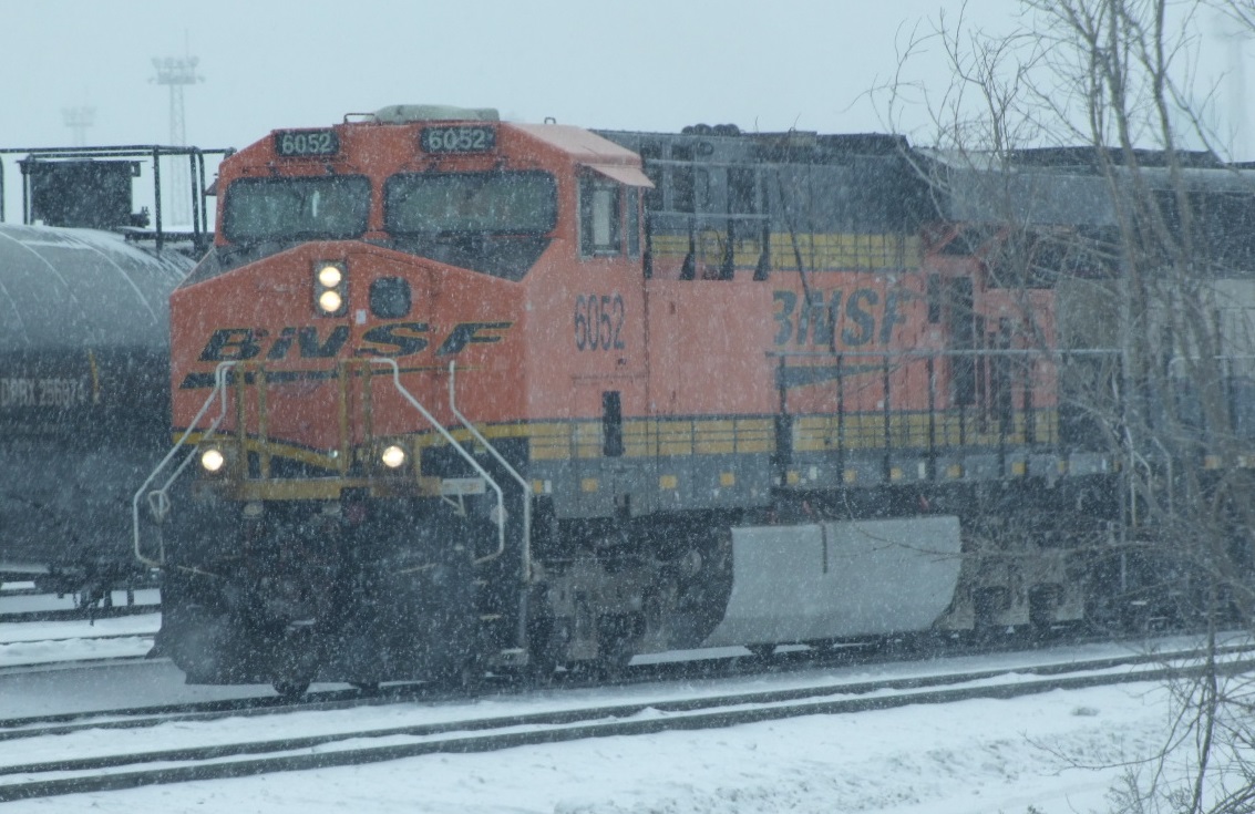 BNSF 6052